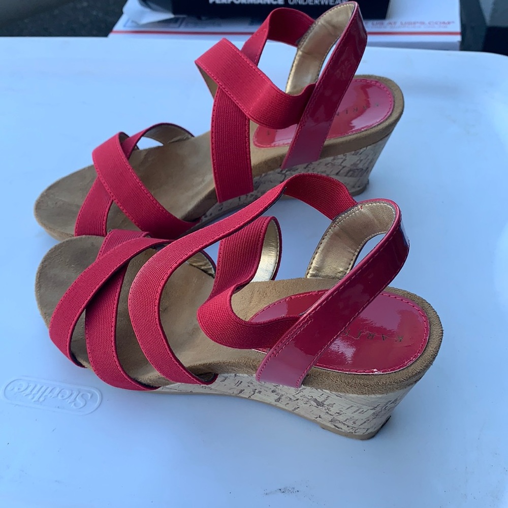 KAREN SCOTT OPEN TOE 2.5 INCH HEEL.  NWOT